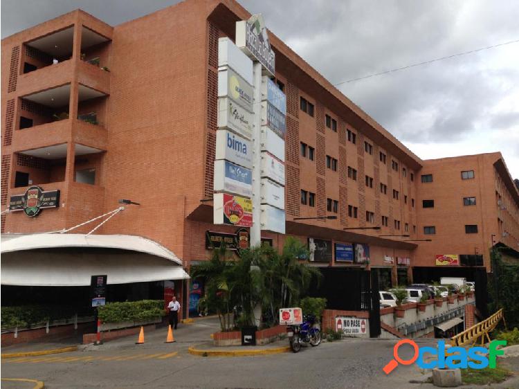 SE ALQUILA APARTAMENTO EN LA BOYERA SUITES, EL HATILLO.