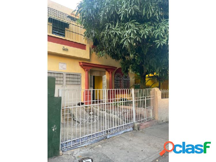 Vendo casa comercial 250m2 Bello Monte Norte 0081