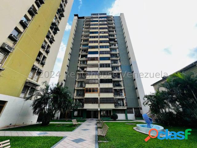 APARTAMENTO EN VENTA URBANIZACIÓN ANDRÉS BELLO MARACAY