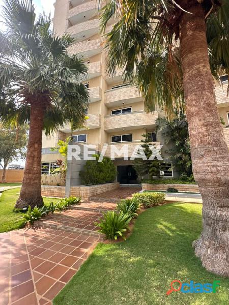 Apartamento Lago Country III Remax Millenium.