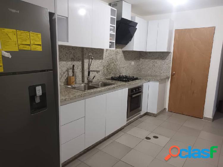 Apartamento en Res. Ciudad Bosque Real, Paraparal, Los