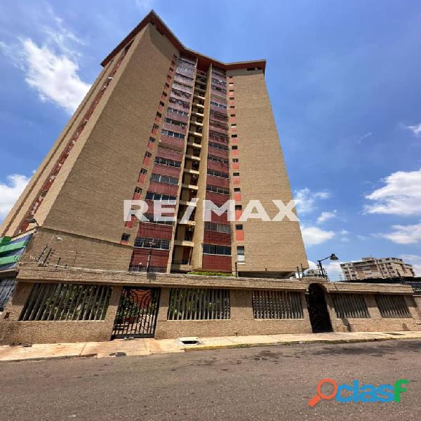 Apartamento en Venta. Yaguaziru. Remax Millenium