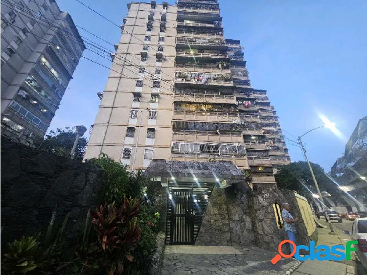 Apartamento en venta en caricuao UD2 caracas