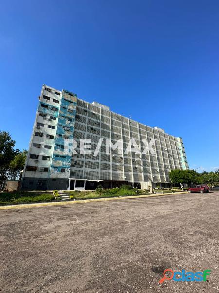 Apto. en Venta Edif. Norte Remax Millenium