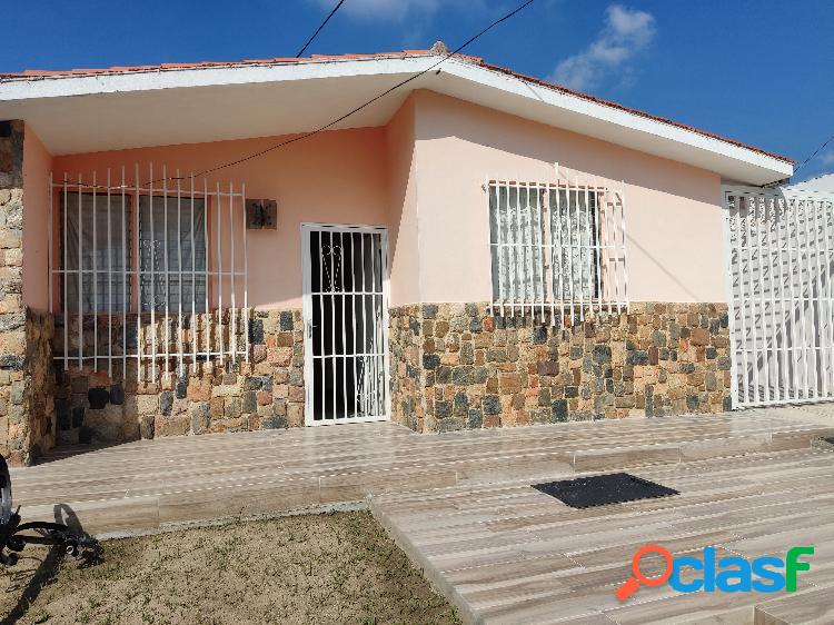 Casa de una planta en Ciudad Alianza