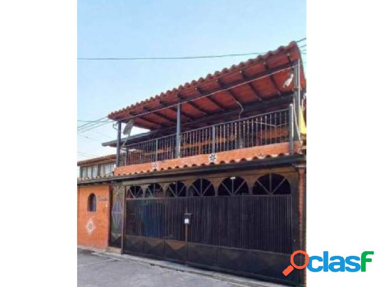 Casa en Venta Guatire Los Bucares Valle Arriba, 95m²