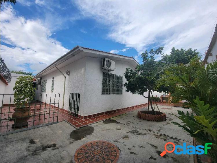 Casa en Venta Trigal Sur calle Cerrada