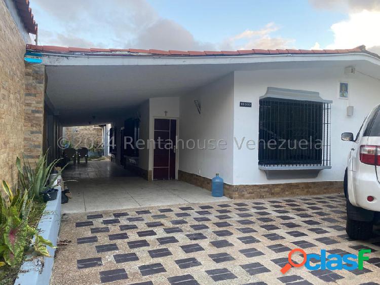 Hermosa Casa con excelente Distribuciones en venta ubicada