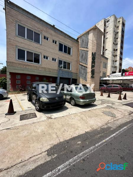 Oficina En Alquiler Av. Universidad. Remax Millenium