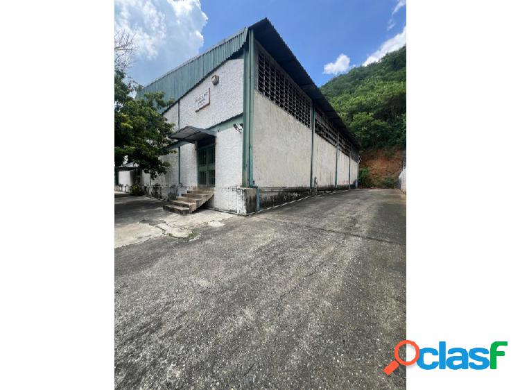 Se Vende Galpón 1150 m2. Guarenas.