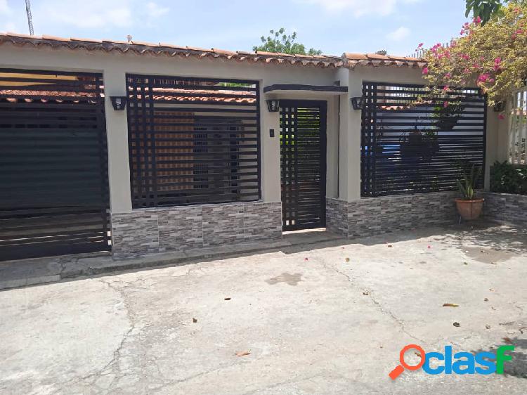 VENTA DE CASA EN URB EL RECREO CABUDARE