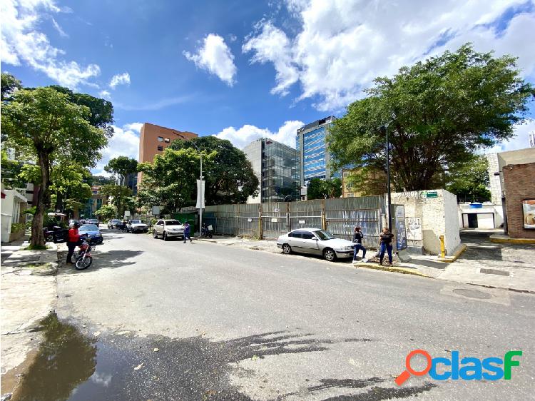 AMPLIO TERRENO EN LAS MERCEDES CON 1.268,78 M2 EN VENTA