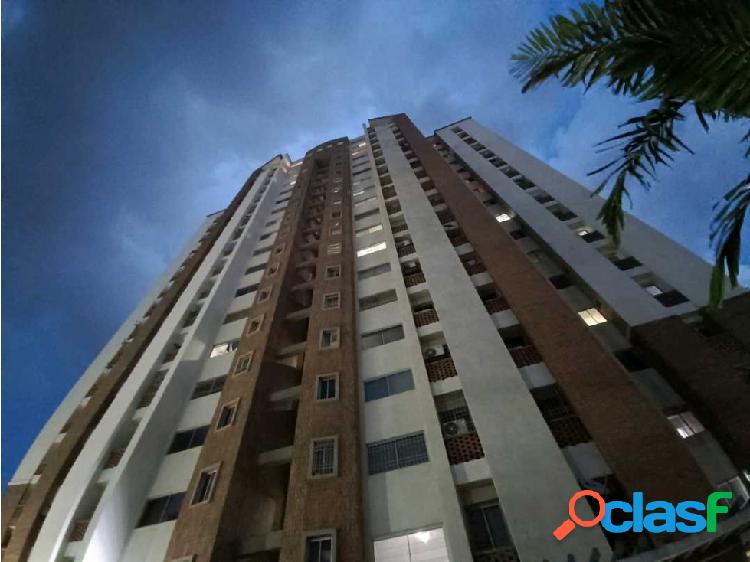 Apartamento en venta Los Mangos LR- 8133187