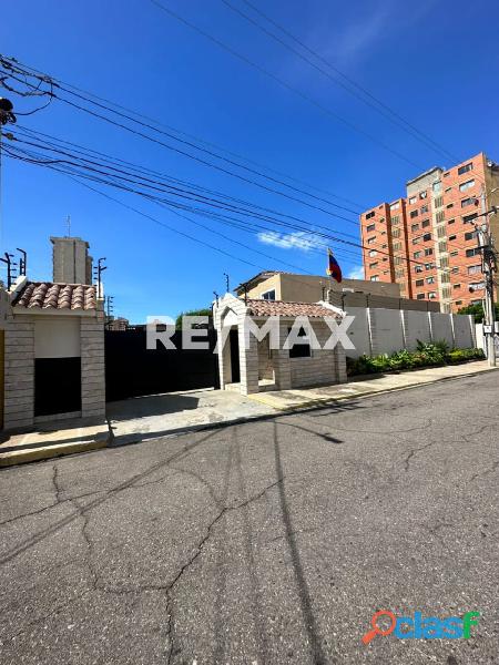 Casa en Alquiler. Sector Tierra Negra. Remax Millenium