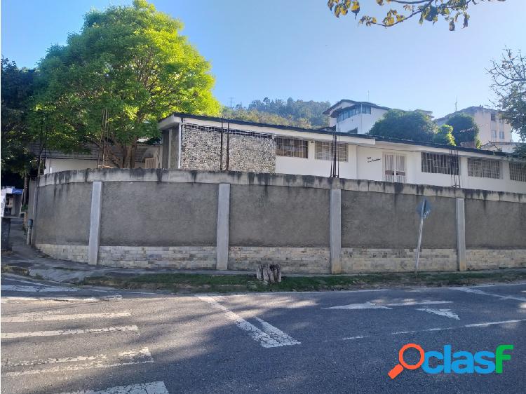 Casa en Alquiler para oficinas o depósito en La Trinidad