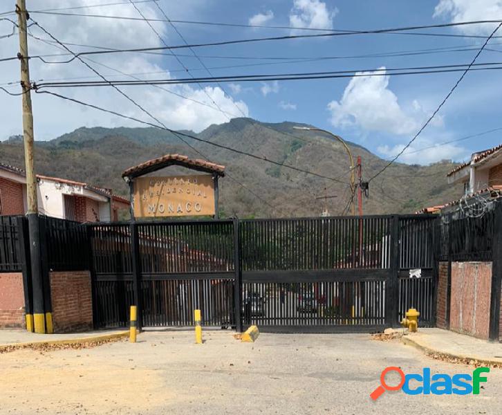 Casa en Conj Residencial Mónaco valle arriba Guatire