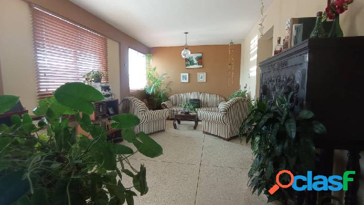 EN VENTA APARTAMENTO UBICADO EN AGUA BLANCA RESIDENCIAS