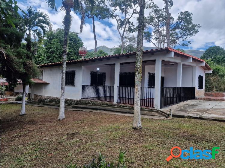 Escuque, Estado Trujillo espaciosa casa con terreno para