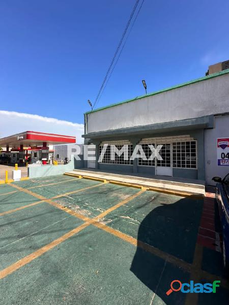 Local con Galpón en Venta Av. Dr. Portillo. Remax Millenium