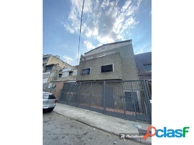 Se vende edificio industrial 1.050m² 6b Catia