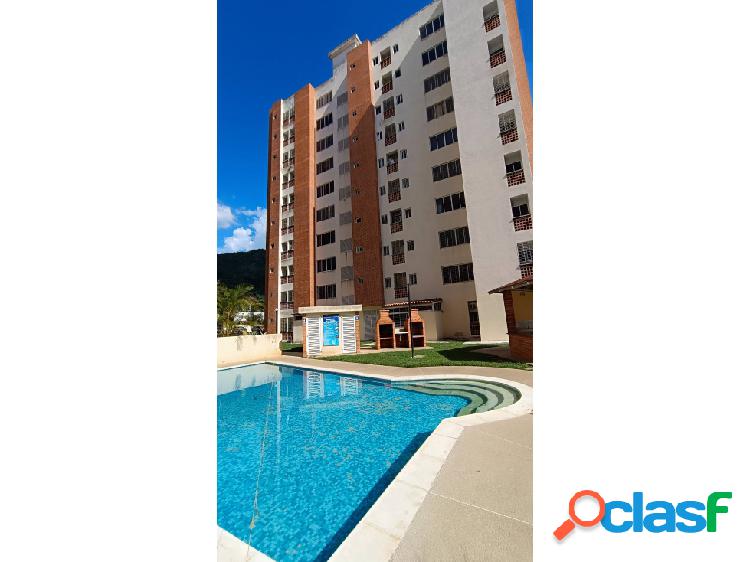 Annic Coronado Vende APARTAMENTO en Mañongo DORAL COUNTRY