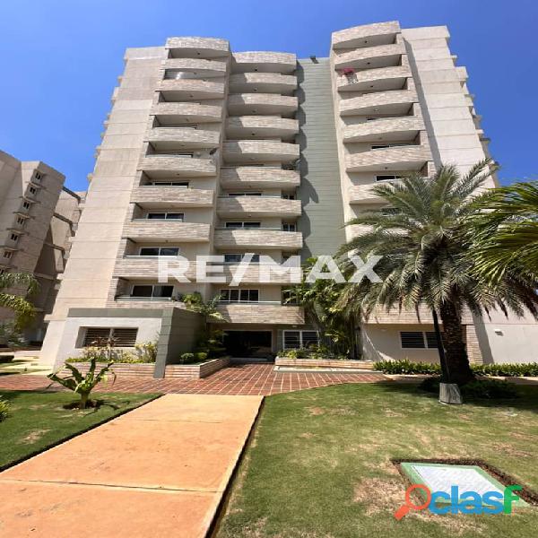 Apartamento Edif. Lago Country III en Venta. Remax Millenium