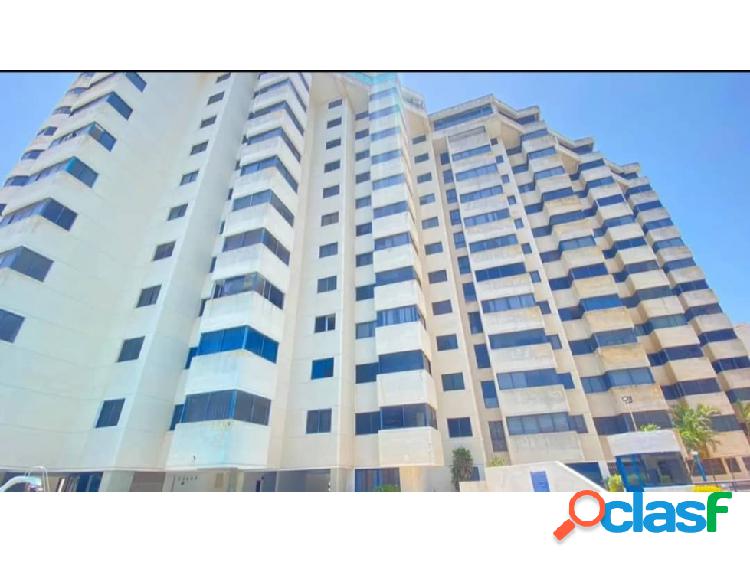 Apartamento en venta en Playa Grande, La Guaira Loms