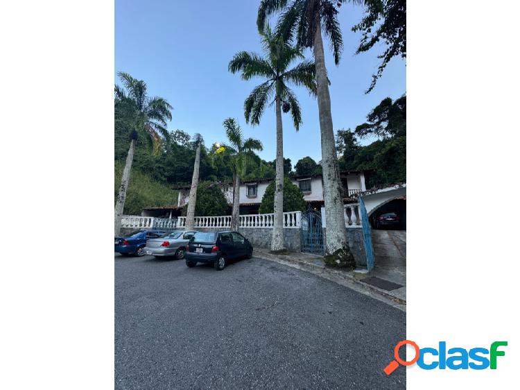 Casa Colonial para remodelar San Luis calle cerrada y ciega