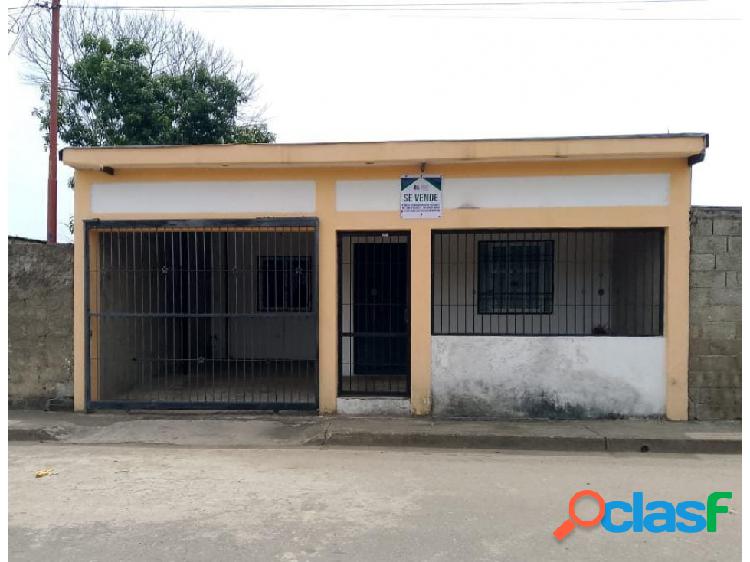 SE VENDE CASA BARRIO 19 DE ABRIL DE ABRIL VE08-310BA-CGAR