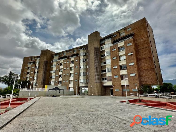 Se vende apto 270m2 4h+s/5b/4p Mirador de Los Campitos