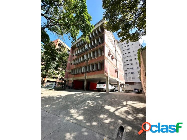 Venta de Edificio en El Rosal con espléndida ubicación