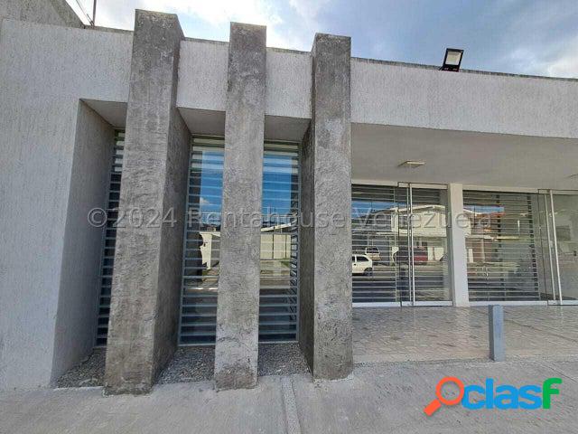 25-5350 ALQUILER local comercial de 150 m2, en la