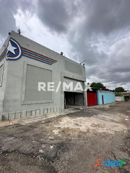 Local Con Galpón En Venta. Remax Millenium