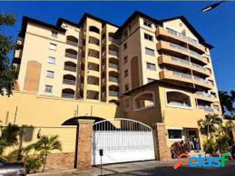 OLYMPIA REAL ESTATE VENDE APARTAMENTO EN RES. TOSCANA -