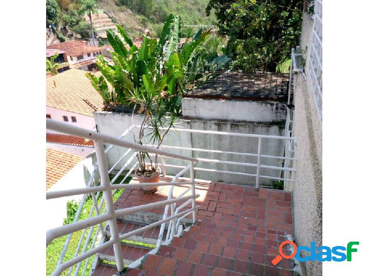 Venta casa 588m2 Santa Sofia 4032