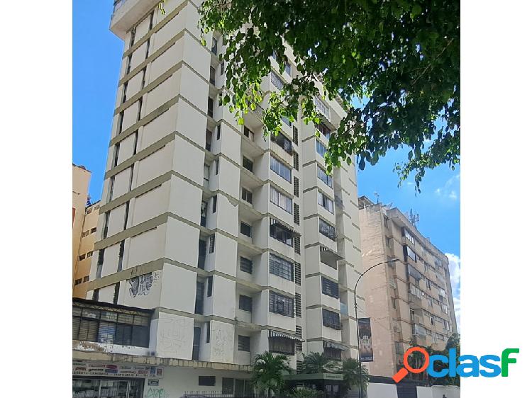 Alquiler apartamento en Los Palos Grandes