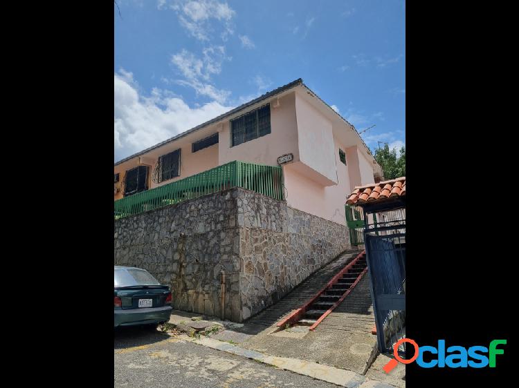 Casa Quinta para remodelar en Los Dos Caminos