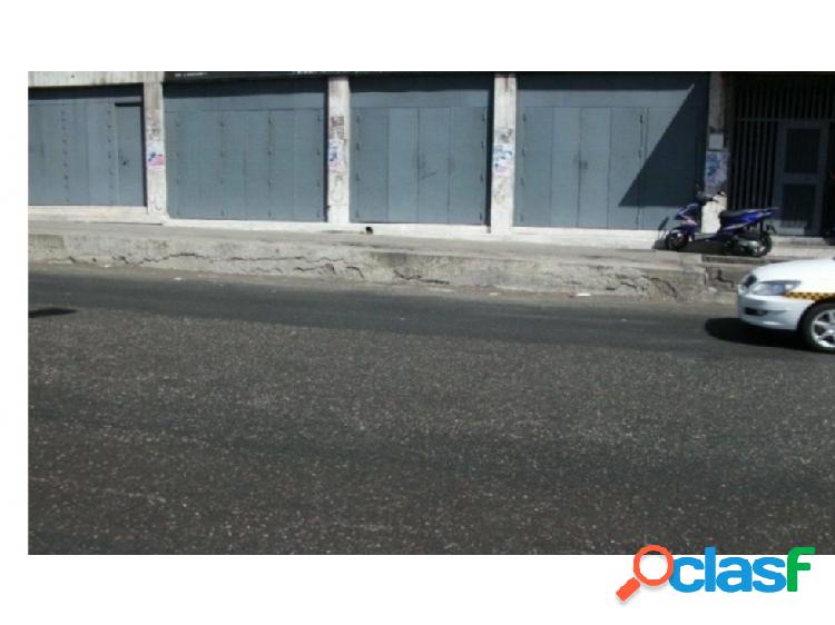 Se vende Local Comercial en Quinta Crespo 550m2