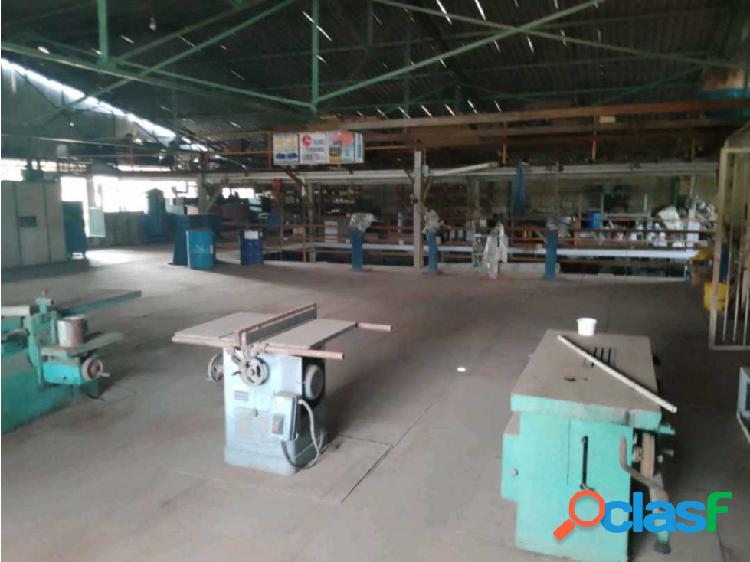 Se vende galpón industrial 750m2 Santa Teresa 9233