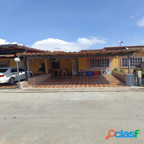 ofrece en venta comoda y amplia casa en venta ubicada en san